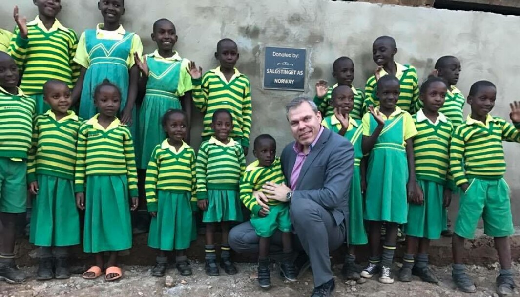Jens Quanvik på besøk hos stiftelsen Child Africa. Jens Quanvik på besøk hos stiftelsen Child Africa.