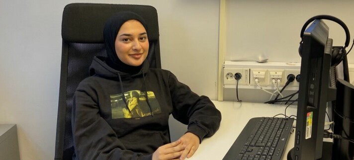 Sidra (19) ble årets selger i Loyalty 2020: – Jeg er introvert og trives best alene