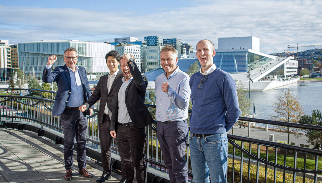 Fra venstre: Odd Nymark, Jun Tai-Anisdahl, Kai Atle Rød, Stein Holte og Pål Prydz
. Fra venstre: Odd Nymark, Jun Tai-Anisdahl, Kai Atle Rød, Stein Holte og Pål Prydz
.