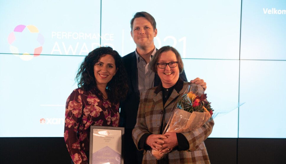 Fedra Babaei Alitappeh, Stig Bjerke Haakonsen og Elisabeth Kilberg Skallevold i Gjensidige Forsikring stakk av med gull under årets Performance Award.