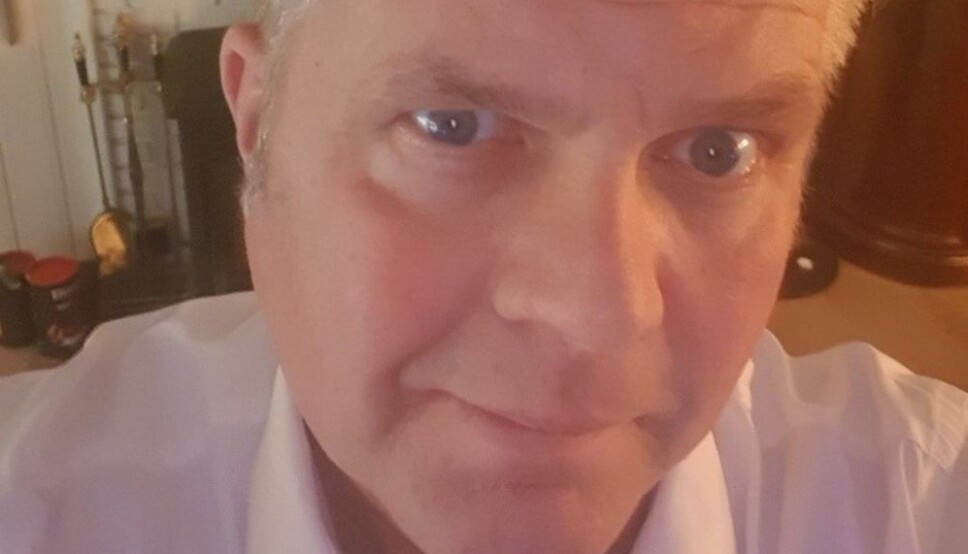 Jarl Guld har funnet opp sprayen som fjerner lukt. Nå har han solgt Ynolens til det internasjonale markedet.
