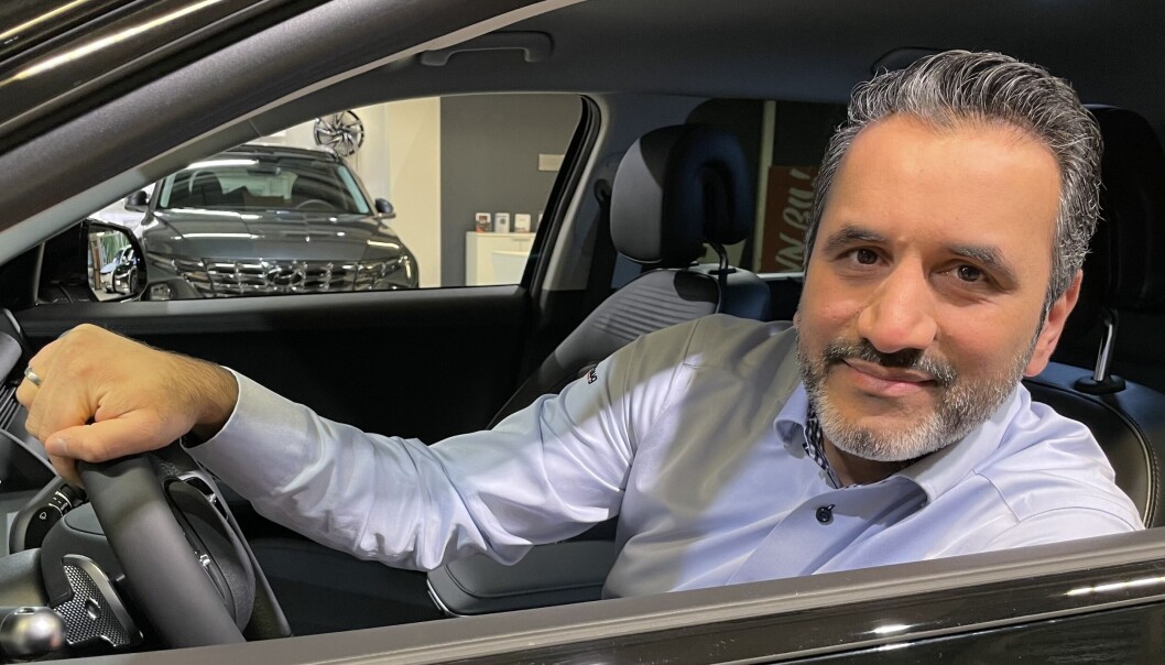 Atif Mehmood forteller om sin reise i salgsbransjen, og hva som motiverer ham i hverdagen. Atif Mehmood forteller om sin reise i salgsbransjen, og hva som motiverer ham i hverdagen.