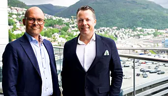Salgsleder i Ability, Arnt Erik Gangås, sammen med konsernsjef i Kaland &amp; Partners Eiendomsmegling, Fredrik Søreide.